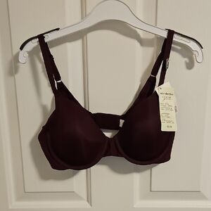 Wonderbra Smooth T-Shirt Bra in Plum
